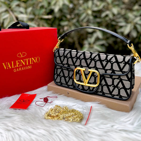 Valentino Garavani Locò shoulder bag